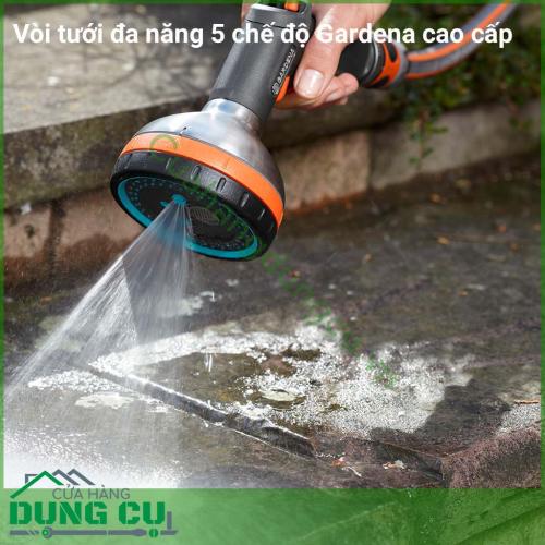 Vòi tưới 5 chế độ đa năng cao cấp Gardena được làm bằng kim loại kết hợp nhựa siêu bền. Súng phun với 5 chức năng tưới khác nhau giúp cho người sử dụng dễ dàng lựa chọn chế độ tưới thích hợp cho từng loại cây trồng