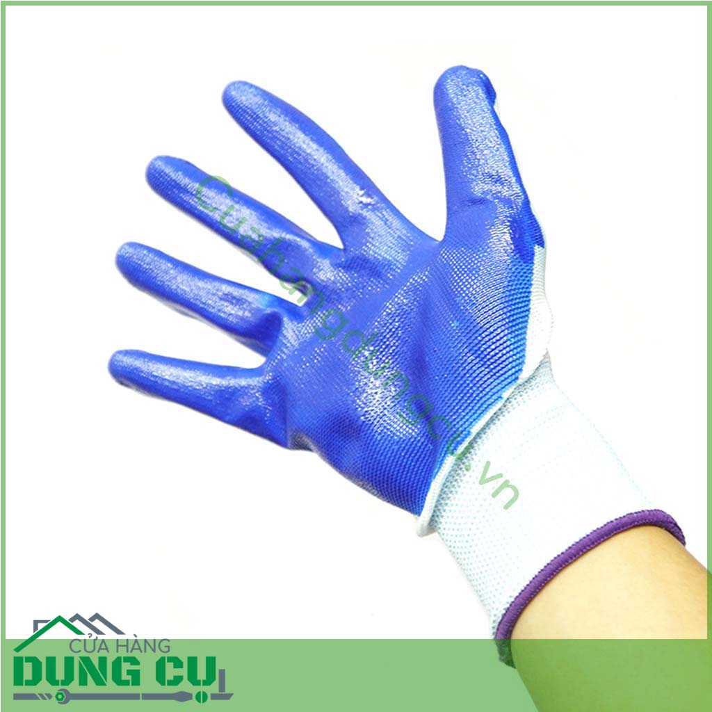 Gang tay phủ cao su xanh là dụng cụ bảo hộ chuyên dụng được làm từ sợi một mặt được phủ lớp cao su màu xanh nên có độ bền cũng như độ co dãn cao, giúp bảo vệ tay bạn an toàn tuyệt đối