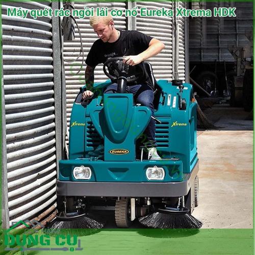 Máy quét rác ngồi lái hoạt động bằng động cơ nổ Eureka Xtrema HDK quét rác, vệ sinh các khu vực diện tích lớn, khu dân cư , kho bãi,.. dễ dàng, nhanh chóng.