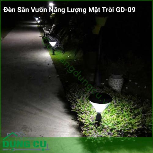 Đèn sân vườn năng lượng mặt trời GD-09 vừa là thiết bị chiếu sáng, vừa là vật dụng trang trí cho sân vườn. Đèn sân vườn GD-09 thiết kế đơn giản, dễ dàng lắp đặt phù hợp cho sân vườn biệt thự, resort, khách sạn, công viên...