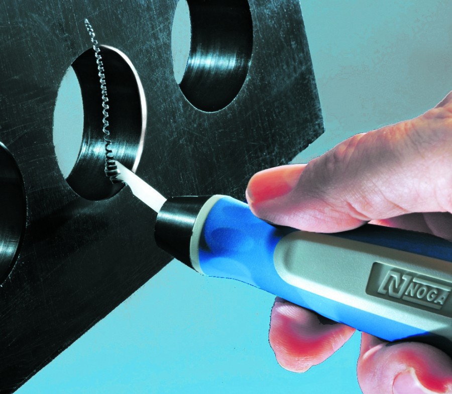 Bộ dao cạo bavia NG8150 Noga có khả năng quay 360 độ cho phép gọt linh hoạt trên các loại góc cạnh. NG8150 được sản xuất siêu bền để gọt bavia trên các sản phẩm kim loại, thép, nhôm và nhựa.