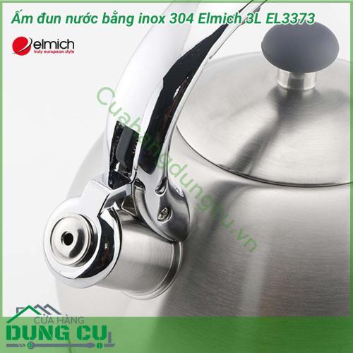 Ấm đun nước bằng inox 304 Elmich 3L EL3373 được làm bằng Inox 304, tuyệt đối an toàn cho sức khỏe người sử dụng và dễ dàng vệ sinh. Inox 304 giúp ấm có độ bóng cao, chỉ cần lau rửa qua cũng khiến ấm trông mới như đầu.