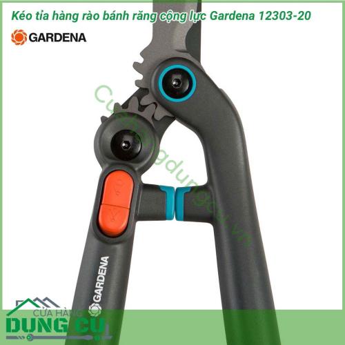 Kéo tỉa hàng rào cây cảnh bánh răng cộng lực Gardena 12303-20 được thiết kế kiểu dáng hiện đại màu sắc bắt mắt. Lưỡi kéo sắc bén, chống gỉ rét thao tác nhanh và gọn. Tay cầm êm ái, thoải mái khi làm việc.