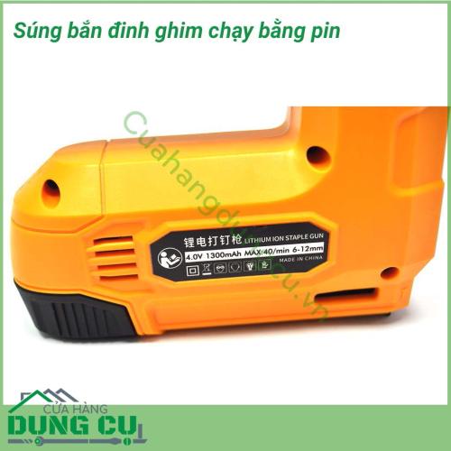 Súng bắn ghim bằng pin TMG là sản phẩm rất thông dụng và phổ biến hiện nay. Với thiết kế tiện dụng, dụng cụ này có thể được sử dụng ở mọi hoàn cảnh, mọi ngành nghề khác nhau như: trang trí, nghề mộc, văn phòng phẩm… 