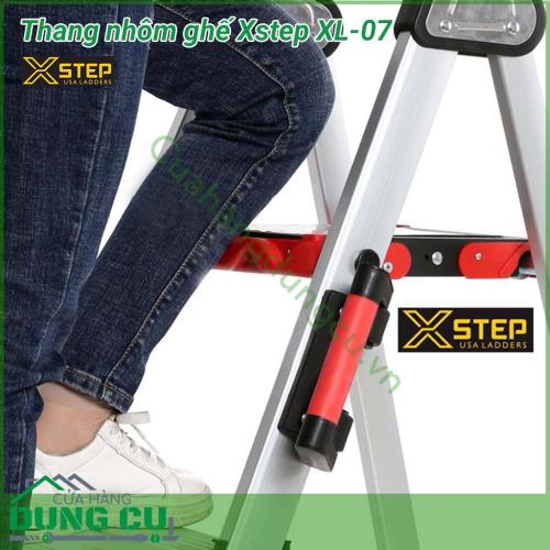 Thang nhôm đa năng 7 bậc XSTEP XL-07 được thiết kế thiết kế kiểu dáng hiện đại, Kết cấu thang chắc chắn và độ bền cao, thang được sử dụng rộng rãi trong gia đình, cửa hàng, siêu thị, khách sạn, văn phòng,…