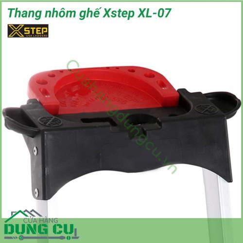 Thang nhôm đa năng 7 bậc XSTEP XL-07 được thiết kế thiết kế kiểu dáng hiện đại, Kết cấu thang chắc chắn và độ bền cao, thang được sử dụng rộng rãi trong gia đình, cửa hàng, siêu thị, khách sạn, văn phòng,…