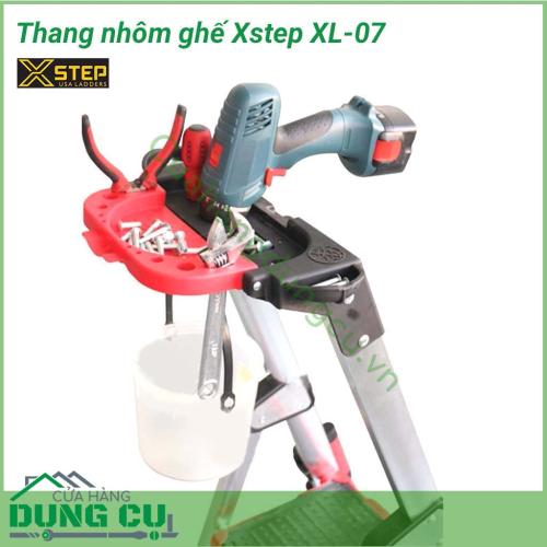 Thang nhôm đa năng 7 bậc XSTEP XL-07 được thiết kế thiết kế kiểu dáng hiện đại, Kết cấu thang chắc chắn và độ bền cao, thang được sử dụng rộng rãi trong gia đình, cửa hàng, siêu thị, khách sạn, văn phòng,…