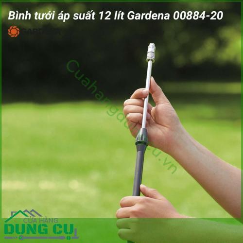 Bình tưới cây đeo vai 12L Gardena 00884-20 là một bình phun tưới tiện lợi có thể tích lên tới 12 lít để sử dụng trong các khu vườn lớn hoặc các khu vực của một ngôi nhà để chăm sóc cây và trong vườn, nơi cần một lượng nước lớn.