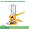 Kích kê gạch ốp tường là sản phẩm giúp người thợ ốp lát lấy được cos gạch ốp tường một cách chính xác nhất tay vì chống đỡ thủ công, với sản phẩm này tay chỉ việc bóp tay và kích gạch theo cốt chúng ta mong muốn