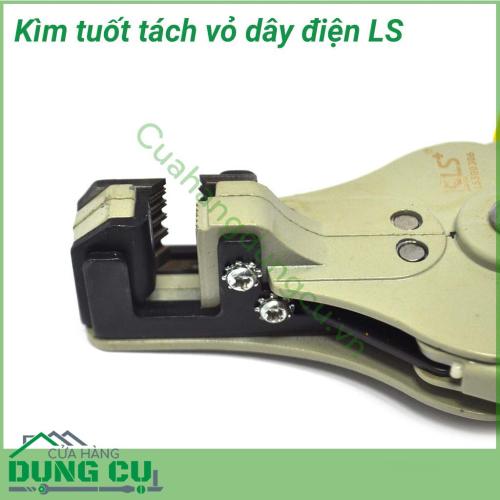 Kìm tuốt dây điện đa năng LS 500306 với kiểu dáng thiết kế rất nhỏ gọn, tiện lợi kết hợp với mức trọng lượng nhẹ nhàng và dễ thao tác. LS 500306 là sản phẩm chất lượng cao chuyên dùng để tuốt dây điện...