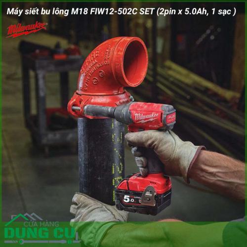 Máy siết bu lông Milwaukee M18 FIW12-502C trọn bộ (2pin x 5.0Ah, 1 sạc) chuyên nghiệp sở hữu lực xoắn 300Nm đầy mạnh mẽ giúp việc hoàn thành công việc được trở nên dễ dàng hơn, dù phải thực thi trong các điều kiện không được thuận lợi.