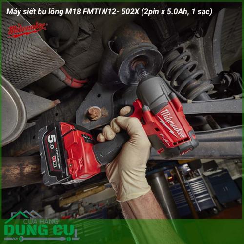 Máy siết bu lông Milwaukee M18 FMTIW12- 502X Trọn bộ là công cụ thường được sử dụng trong các nhà máy sản xuất hoặc các cửa hàng sửa chữa xe máy, ô tô. Máy có tác dụng dùng để siết, cố định các loại bu lông, ốc.