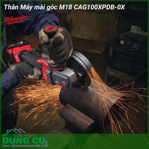 Thân máy mài góc Milwaukee M18 CAG100XPDB-0X động cơ không chổi than mạnh mẽ cung cấp các nguồn năng lượng cần thiết giúp việc mài hoặc cắt nguyên vật liệu được diễn ra một cách nhanh chóng và hiệu quả. 