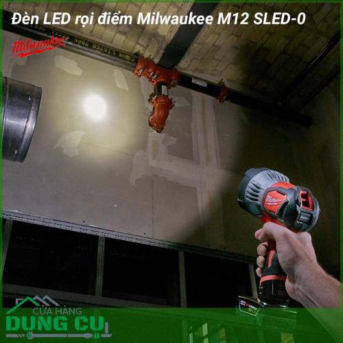 Đèn led rọi điểm Milwaukee M12 SLED-0 là đèn led chiếu sáng tập trung vào 1 điểm cố định, để làm nổi bật vật cần chiếu sáng. Khoảng cách chiếu sáng lên tới 640 mét. Độ phân giải cao cho màu sắc trung thực, ánh sáng tự nhiên.