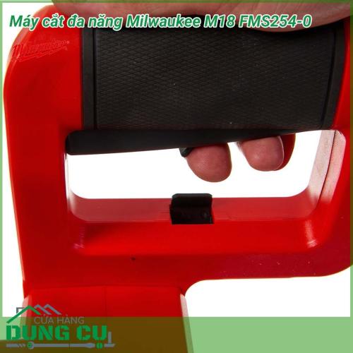Máy cắt đa năng Milwaukee M18 FMS254-0 được thiết kế để có thể đáp ứng được những nhu cầu khó khăn nhất trong nghành gỗ. Kiểu dáng hiện đại M18 FMS254-0 mạnh mẽ cho phép thúc đẩy tiến trình thực thi công việc một cách nhanh chóng và hiệu quả.