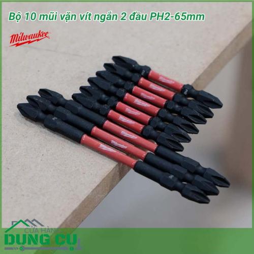 Bộ 10 mũi vặn vít ngắn 2 đầu Milwaukee PH2-65mm được làm bằng chất liệu hợp kim thép cứng cáp, không hoen gỉ hay cong vênh, mài mòn trong quá trình làm việc, cho độ bền sử dụng lâu dài theo thời gian. 