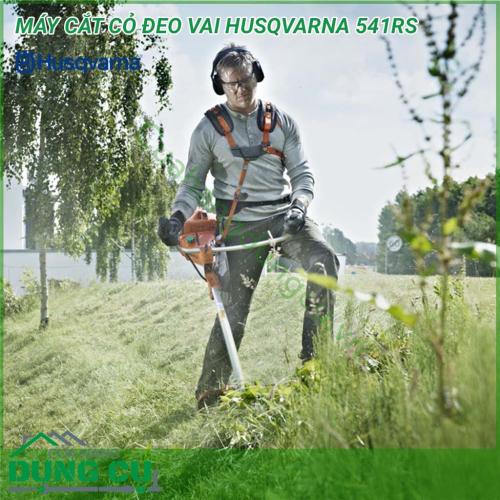 Máy cắt cỏ cầm tay Husqvarna 541 RS thiết kế gọn, nhẹ, tăng tốc nhanh, tiết kiệm nhiên liệu tối đa với bộ chế hòa khí Walbro WYJ. Tay cầm được thiết kế theo những nghiên cứu với thực tiễn ứng dụng cao cho vị trí làm việc thuận tiện nhất