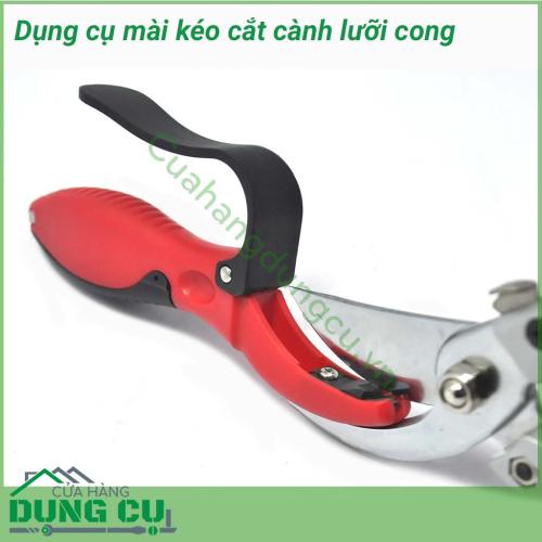 Dụng cụ mài kéo cắt cành lưỡi cong một trong những sản phẩm tiện ích. Nó sẽ giúp cho kéo của bạn luôn trong tình trạng sáng bóng và sắc ngọt rất thuận tiện trong công việc làm vườn, cắt cành của bạn