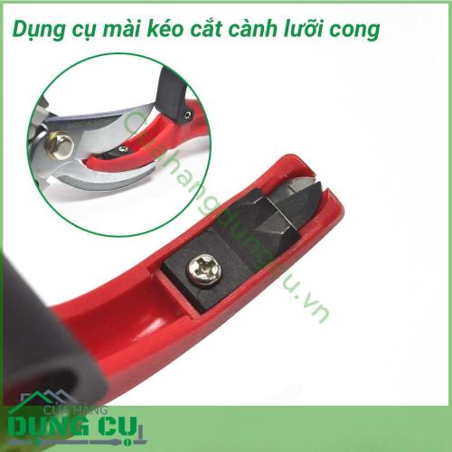 Dụng cụ mài kéo cắt cành lưỡi cong một trong những sản phẩm tiện ích. Nó sẽ giúp cho kéo của bạn luôn trong tình trạng sáng bóng và sắc ngọt rất thuận tiện trong công việc làm vườn, cắt cành của bạn