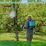 Bình tưới cây áp suất 12 lít Gardena 11140-20 với sức chứa lên đến 12 lít trong bình điều này làm cho nó trở nên lý tưởng cho việc chăm sóc các loại cây như cây ăn quả hoặc thậm chí là cây dây leo trong các khu vườn lớn.