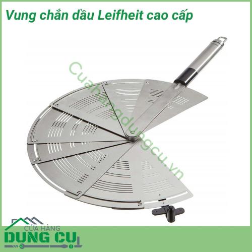 Vung chắn dầu Leifheit cao cấp giúp hạn chế tối đa dầu mỡ bắn ra khi chiên rán mà lại không bị hấp hơi như khi bạn dùng nắp kín đậy chảo do tấm chắn có các khe nhỏ thoát hơi.