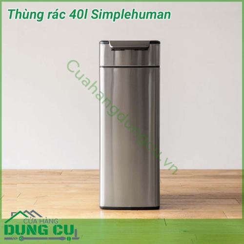 Thùng rác 40 lít Simplehuman được làm bằng thép không gỉ đơn giản kết hợp công nghệ tiên tiến cho phép bạn mở thùng bằng tay, khuỷu tay hoặc hông của mình. Thiết kế mỏng, tiết kiệm không gian, hoàn hảo cho nhà bếp nhỏ hoặc để ngồi dựa vào tường