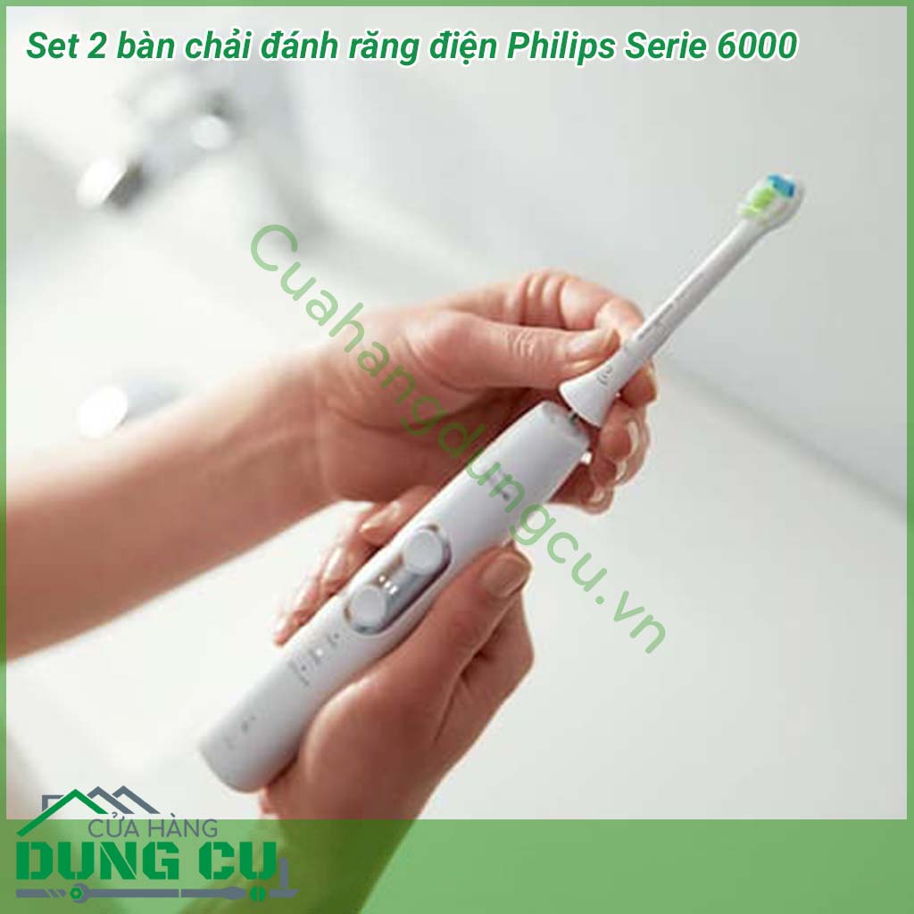 Bàn chải đánh răng điện Philips Series 6000 sẽ giúp mang đến cho người dùng một hàm răng trắng sáng. Với thiết kế sang trọng, cùng công nghệ mới nhất sẽ giúp mọi người có thể nhẹ nhàng làm sạch mảng bám của kẻ răng, giúp răng có thể trắng khỏe