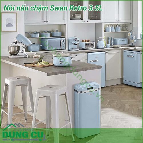 Nồi nấu chậm Swan Retro 3.5L thích hợp cho các món hầm nấu chậm và nấu với nhiệt độ thấp vừa phải như các món kho (cá kho, thịt kho, bò kho...), giả cầy, bò sốt vang, bắp bò luộc mắm xả, gà quay nguyên con, các món cháo hoặc súp...