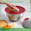 Set âu làm bếp đa năng VONSHEF được làm bằng inox cao cấp không gỉ, đế silicon chống trượt, nắp nhựa kín giúp bảo quản thực phẩm rất tốt