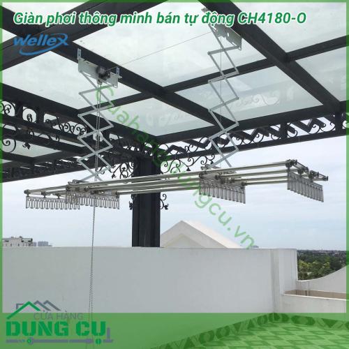 Giàn phơi Wellex bán tự động CH4180-O được làm từ chất liệu thép không gỉ và nhựa polycarbonate bền bỉ, chịu được tác động lực lớn, bền bỉ với môi trường. 