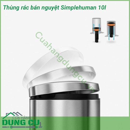 Thùng rác bán nguyệt Simplehuman 10l tiết kiệm không gian này có thể đặt sát tường, hoàn hảo cho phòng tắm hoặc văn phòng. Thùng rác bằng thép không gỉ chống dấu vân tay, đóng mở bằng bàn đạp bằng thép có tuổi thọ 150.000 lần sử dụng