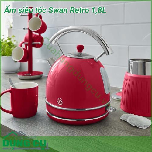 Ấm siêu tốc Swan Retro 1,8L thiết kế theo phong cách Retro với màu đỏ rực rỡ tuyệt đẹp, các chi tiết mạ crom sáng bóng tạo nên những nét chấm phá thật hoàn hảo. Ấm hoạt động mạnh mẽ và bền bỉ với thời gian, được chế tạo để sử dụng trong nhiều năm.