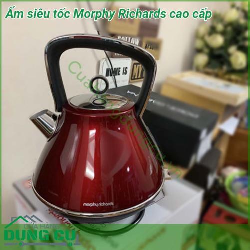 Ấm siêu tốc Morphy Richards cao cấp với thiết kế CỔ ĐIỂN - SANG TRỌNG, lớp mạ chống bám bẩn giúp ấm trông luôn như mới, nổi bật và sáng bừng căn bếp của bạn. Hộp đựng đẹp và sang trọng - rất ý nghĩa khi làm quà tặng