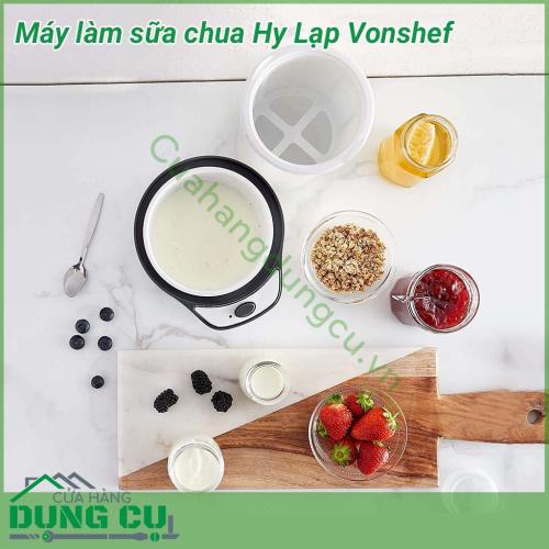 Máy làm sữa chua Hy Lạp Vonshef có thể làm cả sữa chua Hy Lạp hay sữa chua thường nhờ 2 chế độ đặt sẵn của máy. Nhờ có giỏ lọc tách nước nên rất tiện lợi, các mẹ sẽ được thưởng thức món sữa chua Hy Lạp bổ dưỡng hơn gấp nhiều lần sữa chua thường