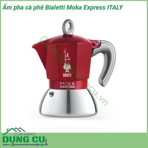 Ấm pha cà phê Bialetti Moka Express ITALY giúp bạn dễ dàng tự chuẩn bị cho mình một tách cà phê đậm đà hương vị cho một ngày mới đầy năng động và sáng tạo. Ấm pha cà phê Bialetti Moka Express màu đỏ bạc sang trọng thiết kế đẹp mắt, tiện lợi 