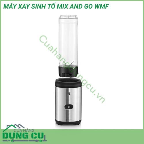 Máy xay sinh tố Mix & Go WMF công suất 300 W và lưỡi thép không gỉ 4 cánh chất lượng cao, nó xay nhuyễn và pha trộn nhiều loại sinh tố và trái cây – ngay cả với nước đá