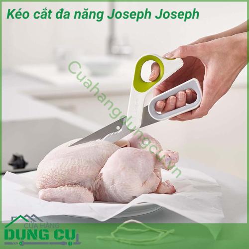 Kéo đa năng nhà bếp Joseph Joseph thiết kế với nhiều công dụng trong 1 cây kéo cho bạn cảm giác làm bếp thật tiện lợi và đơn giản không cần nhiều công cụ mà vẫn làm được thật nhiều việc với chỉ 1 cây kéo.