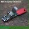 Bấm móng tay Victorinox một cái bấm móng tay rất xịn và đẹp. Sản phẩm có kích thước rất nhỏ gọn, vật liệu thép không gỉ, có lỗ để anh em có thể treo vào móc khoá, tiện đem theo sử dụng hằng ngày.