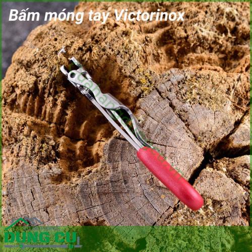 Bấm móng tay Victorinox một cái bấm móng tay rất xịn và đẹp. Sản phẩm có kích thước rất nhỏ gọn, vật liệu thép không gỉ, có lỗ để anh em có thể treo vào móc khoá, tiện đem theo sử dụng hằng ngày.