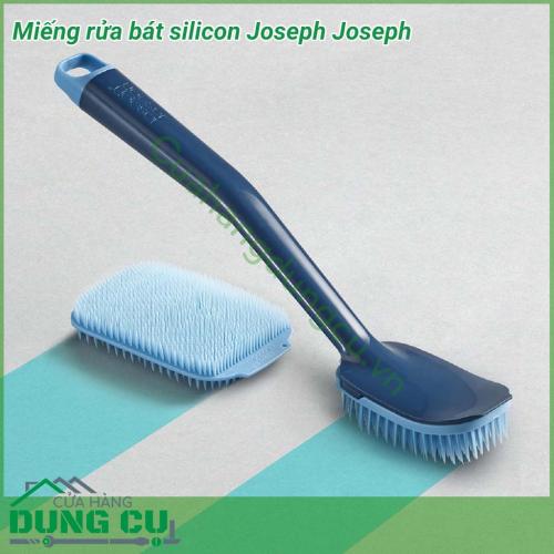 Miếng rửa bát silicon Joseph Joseph đánh bay những vết bẩn, cặn bám trên xoonng nồi một cách nhanh chóng và hiệu quả