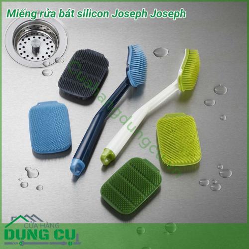 Miếng rửa bát silicon Joseph Joseph đánh bay những vết bẩn, cặn bám trên xoonng nồi một cách nhanh chóng và hiệu quả