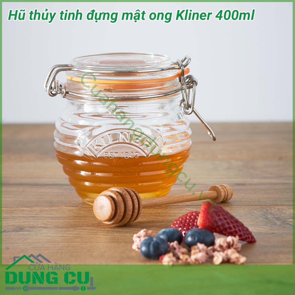 Hũ thủy tinh đựng mật ong Kliner 400ml sử dụng chứa mật ong,... được làm từ thủy tinh cao cấp, nắp có gioăng cao su kín khí giúp lưu trữ mật ong, siro đảm bảo chất lượng, tránh kiến, côn trùng xâm nhập. 