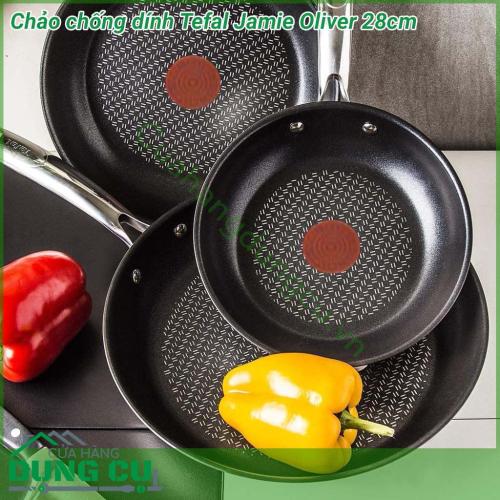 Chảo chống dính Tefal Jamie Oliver 28cm với lớp chống dính là đá khoáng + titanium đúc cùng inox, giúp lớp chống dính siêu cứng và bền vĩnh cửu. Vật liệu an toàn tuyệt đối cho sức khỏe người sử dụng.