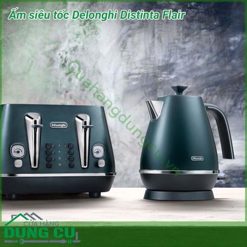 Ấm siêu tốc Delonghi Distinta Flair dung tích 1.7L được làm bằng thép không gỉ phủ lớp sơn mờ trang nhã với các chi tiết mạ crôm và các điểm tiếp xúc được bọc kim loại. Với kiểu dáng tinh tế, màu sắc hiện đại tạo không gian nhà bạn trở nên sang trọng hơn.