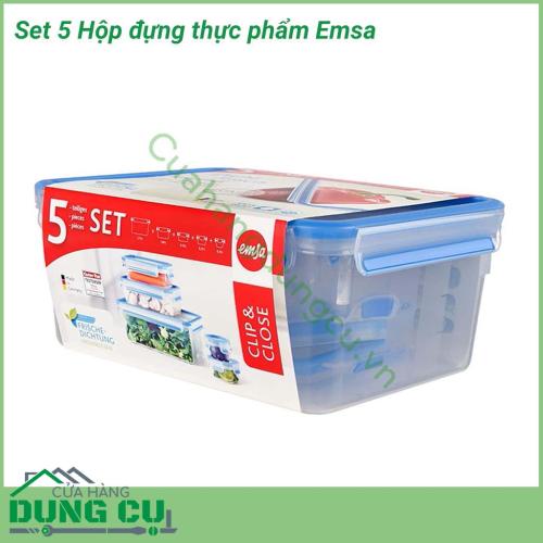 Hộp đựng thực phẩm đa năng Emsa được làm từ chất liệu nhựa polypropylene trong suốt, có nắp đậy màu xanh biếc rất đẹp. Chất liệu an toàn tuyệt đối cho trẻ nhỏ. Có thể sử dụng trong tủ lạnh, lò vi sóng. Chịu được nhiệt độ cao.