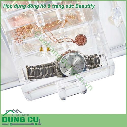 Hộp đựng đồng hồ & trang sức Beautify thiết kế trẻ trung, năng động. Hộp đựng trong suốt chắc chắn với nhiều ngăn giúp bảo quản trang sức, đồng hồ của bạn tránh khỏi trầy xước bụi bẩn, mối mọt, côn trùng, đồng thời cũng sắp xếp chúng gọn gàng, ngăn nắp.