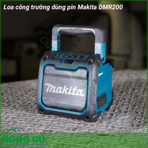 Loa công trường dùng pin Makita DMR200 với chất liệu nhựa tổng hợp tốt nhất, chất lượng bền bỉ, trọng lượng nhẹ nên dễ mang đi lại. Loa Makita DMR200 có màu sắc xanh trang nhã kết hợp với viền đen hài hòa phù hợp với môi trường làm việc của bạn.  