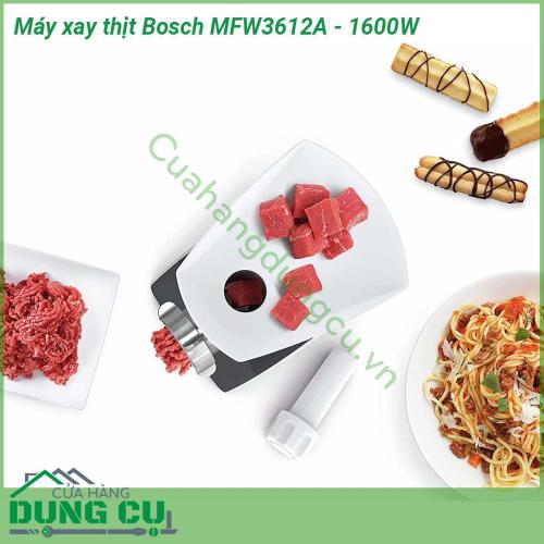 Máy xay thịt Bosch MFW3612A-1600W thiết kế nhỏ gọn, tinh tế, máy có công suất cực đại lên đến 1600W. Động cơ mạnh mẽ, có thể xay được 60-70kg thịt/giờ, phù hợp với cả hàng, quán ăn, đơn vị sản xuất giò chả…