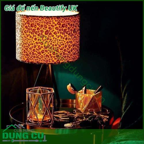 Giá để nến Beautify UK xinh xắn khung inox mạ vàng hồng bên trong là cốc thuỷ tinh giúp nến toả ánh sáng rất ấm áp decor nhà cực đẹp