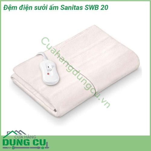 Đệm điện sưởi ấm lông cừu Sanitas SWB 20 thiết kế gọn nhẹ sang trọng với tông màu trắng giúp bạn có một giấc ngủ ấm áp và thoải mái trong những ngày đông lạnh giá  Chất liệu thoải mái phần trên và dưới của đệm sưởi được làm bằng cotton lông cừu